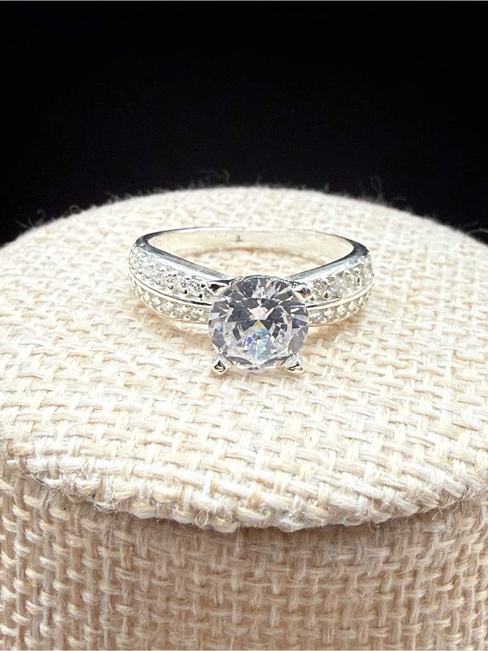 Sterling Silver CZ Ring SIZE 7 -NWOT - Picture 2 of 7